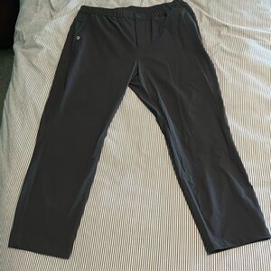 Mens Figs Straight Leg Pants. Size XL Short in Black. New Without Tags